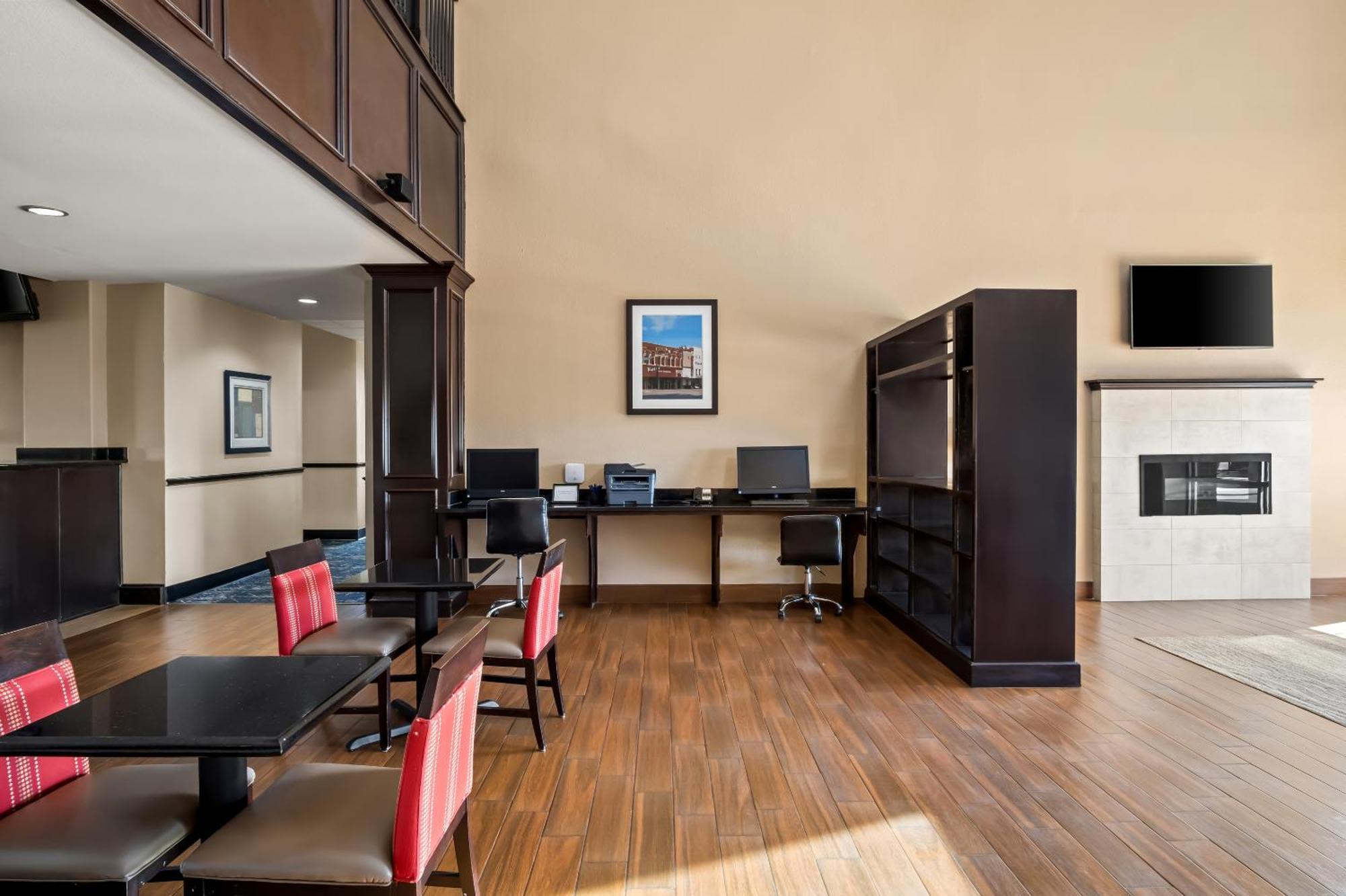 Comfort Suites Waxahachie - Dallas Екстериор снимка